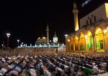 Bali Gitu Loh, Seribu Orang Shalat Subuh Berjamaah!
