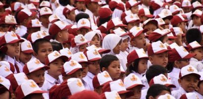 Anakku Bersamaku Hanya Sampai Setingkat SD